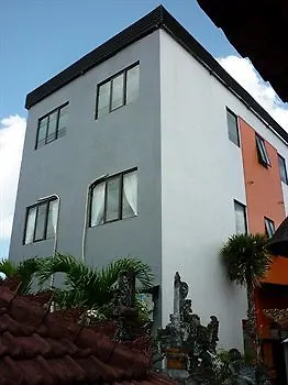 S 8 Suardana Hotel Kuta Lombok