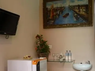 S 8 Suardana Hotel Kuta Lombok